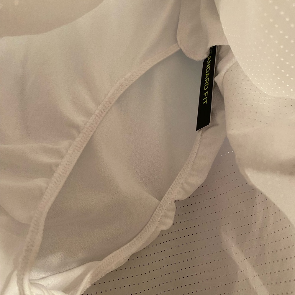 Nike - Picture 3 of 5